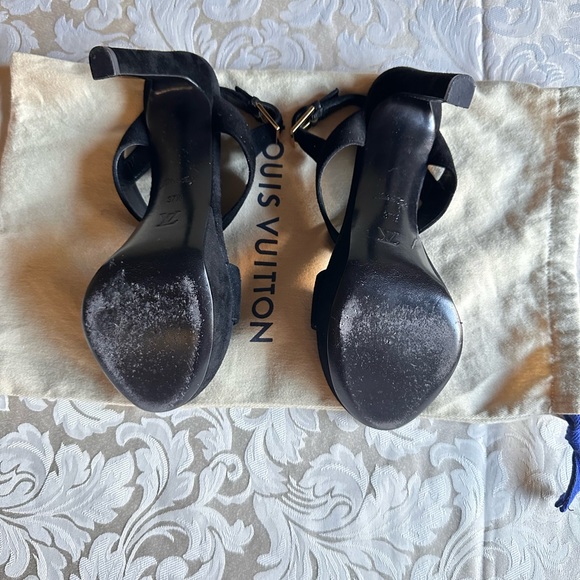 Louis Vuitton high heels. - Picture 3 of 5